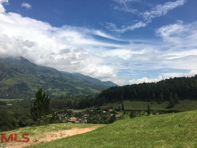 En Barbosa, Lote con Bellisima Vista, Semi Pendiente barbosa - rural