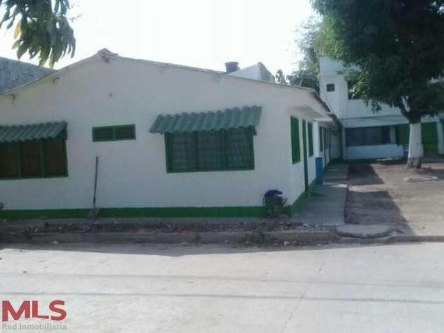 Lote con cabañas en venta en Coveñas, Sucre. covenas - v guayabal