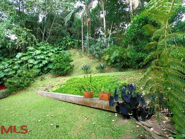 CASA HERMOSA envigado - loma de las brujas