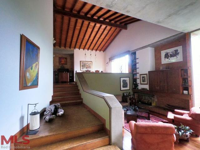 CASA HERMOSA envigado - loma de las brujas