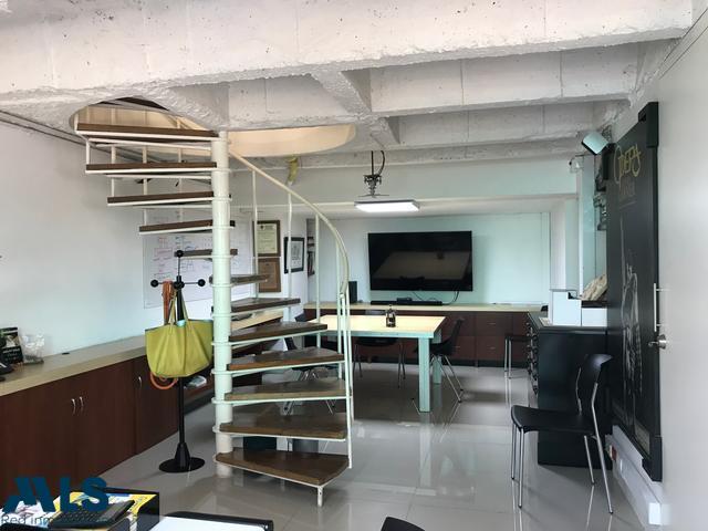 Oficina duplex excelente ubicación medellin - el poblado