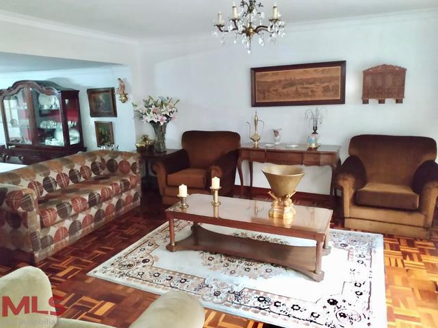 APARTAMENTO CON EXCELENTE UBICACIÓN EN LAURELES medellin - laureles