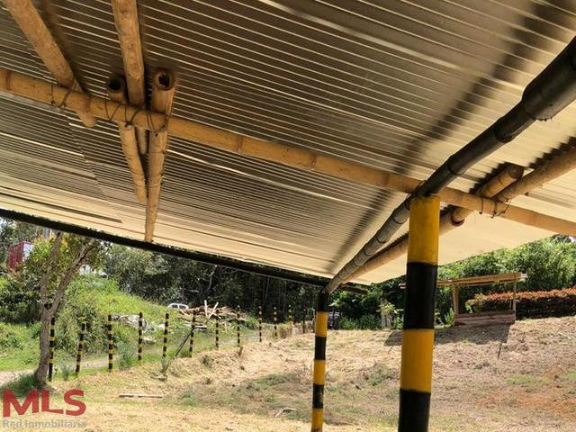 vendo lote para desarrollo comercial rionegro - aeropuerto