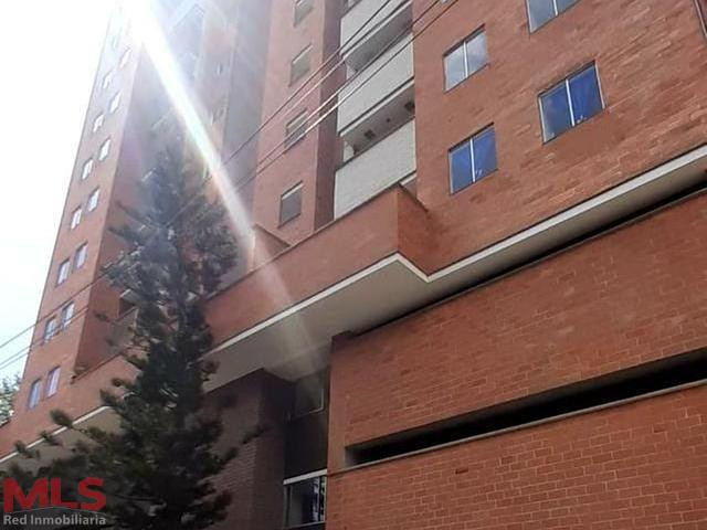 Apartamento en Edificio con excelente vista bello - niquia