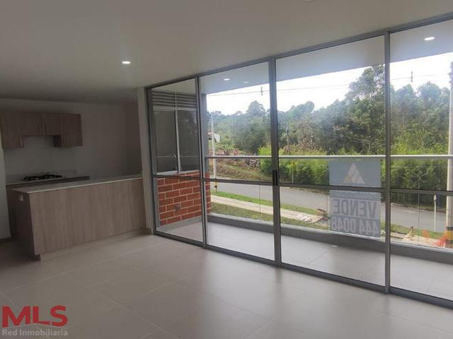 APARTAMENTO CON HERMOSA VISTA rionegro - sector los colegios