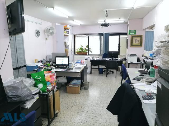 Oficina en ubicación inmejorable medellin - centro