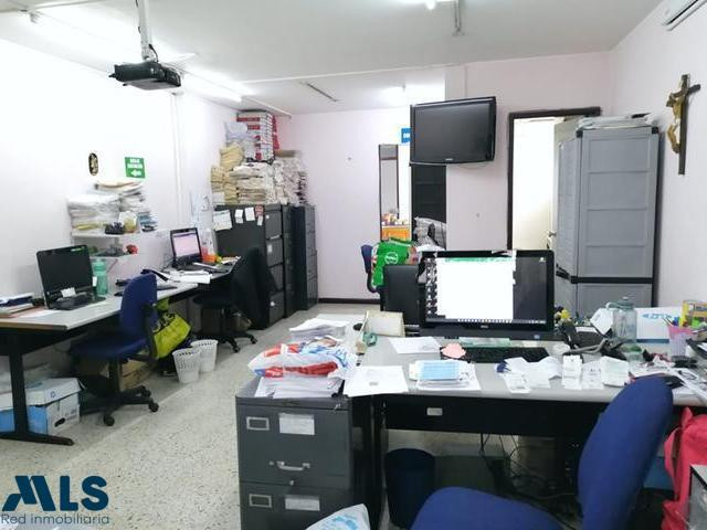 Oficina en ubicación inmejorable medellin - centro