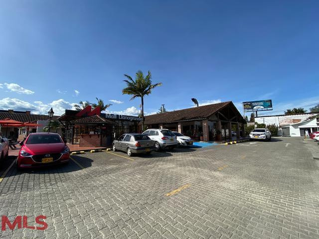 Local en el corazón de Llanogrande rionegro - v llanogrande