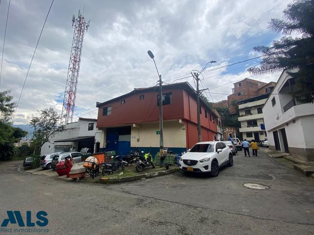 Opción de inversión en sector de alto dinamismo medellin - san diego