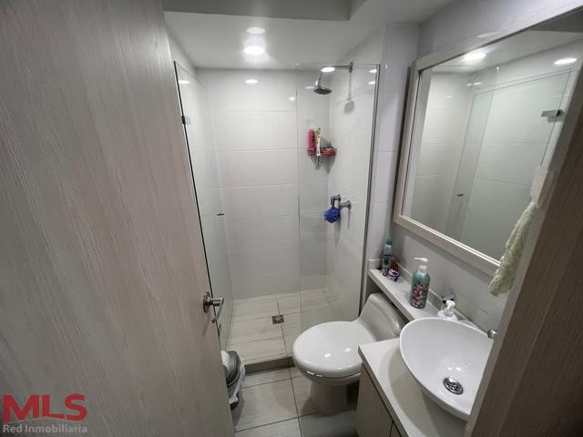 Apartamento recién remodelado envigado - milan vallejuelos