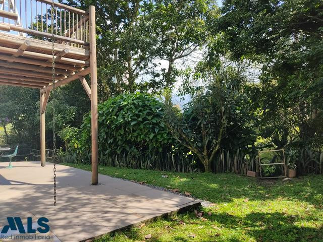 Casa campestre en parcelación la-estrella - la aldea