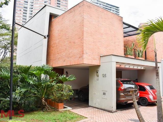 Hermosa casa en Altos del Poblado medellin - altos del poblado