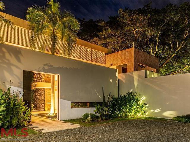 Venta de casa de lujo en parcelación, Santa Fe de Antioquia santa-fe-de-antioquia - v sorrento