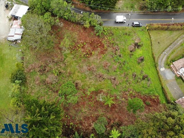 LOTE CON FRENTE A CARRERTERA el-retiro - alto del escobero el retiro