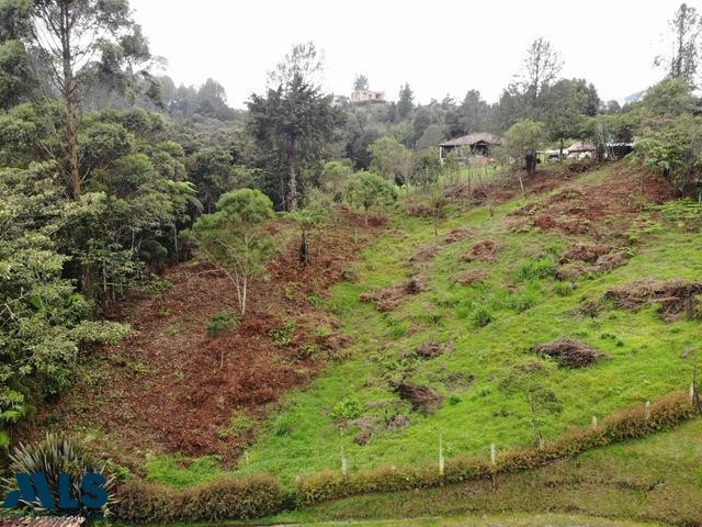 LOTE CON FRENTE A CARRERTERA el-retiro - alto del escobero el retiro