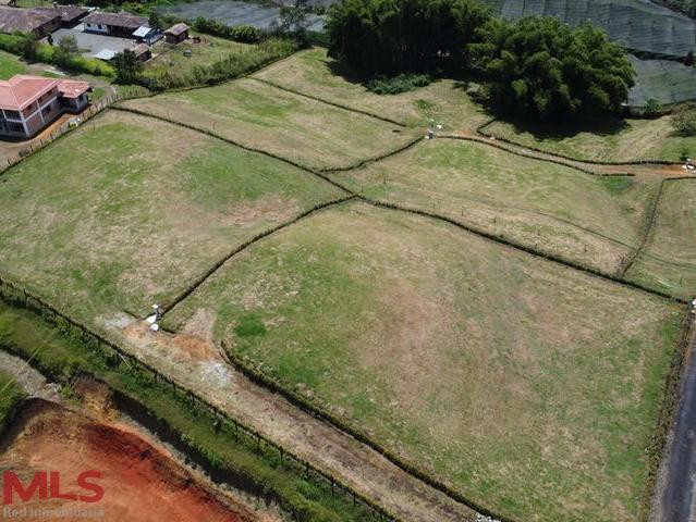 construye la casa de tus sueños el-carmen - rural