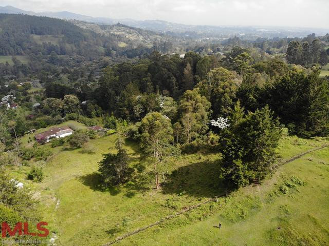 INCREÍBLE LOTE PARA CONSTRUIR LA CASA QUE SIEMPRE SOÑASTE rionegro - v guayabito