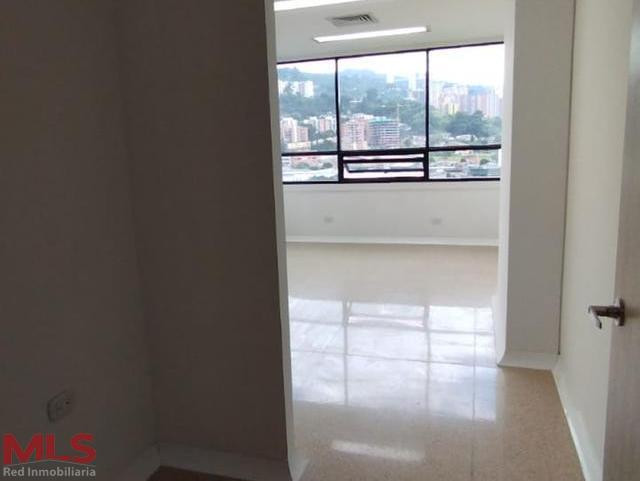Consultorio con estratégica ubicación envigado - las vegas