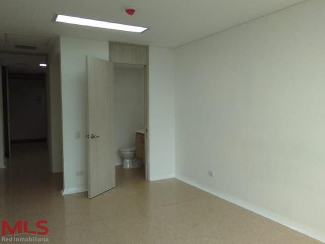 Consultorio con estratégica ubicación envigado - las vegas