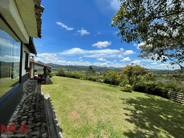 Hermosa casa campestre con espectacular vista !! el-retiro - v la guija