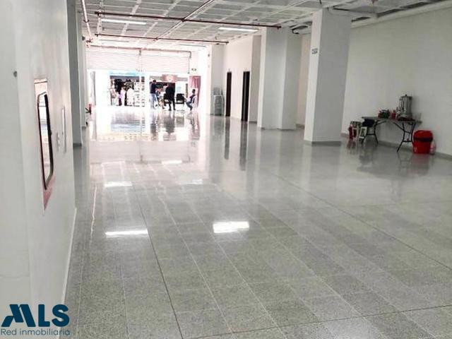 Local comercial cerca del parque principal de Caldas caldas - zona centro