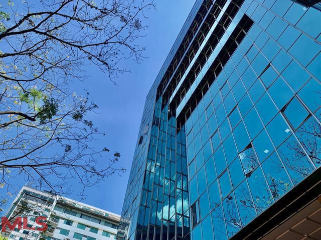 Oficina ubicada en el corazón financiero del Poblado. medellin - el poblado