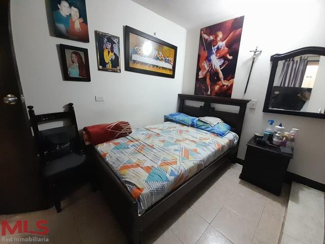 APTO EN SEMISOTANO EN VENTA EN LA MILAGROSA medellin - la milagrosa