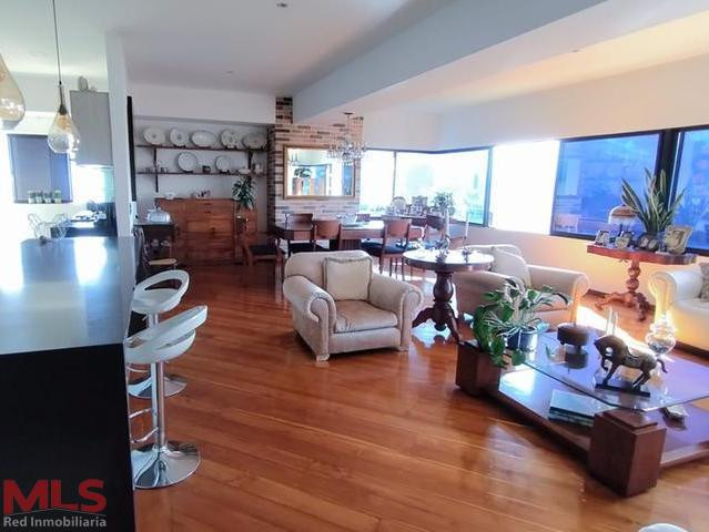 Apartamento con hermosa vista en El Campestre medellin - el campestre