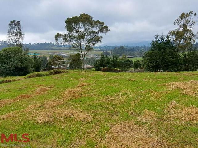 Lote de con hermosa vista envigado - alto de las palmas