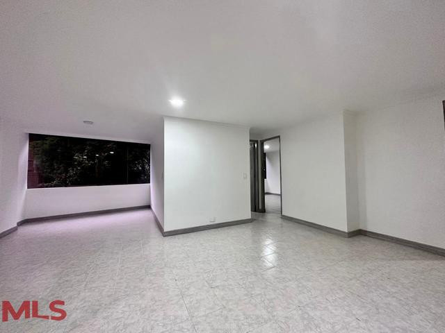 Apartamento en venta La Floresta, Medellín , Remodelado medellin - la floresta