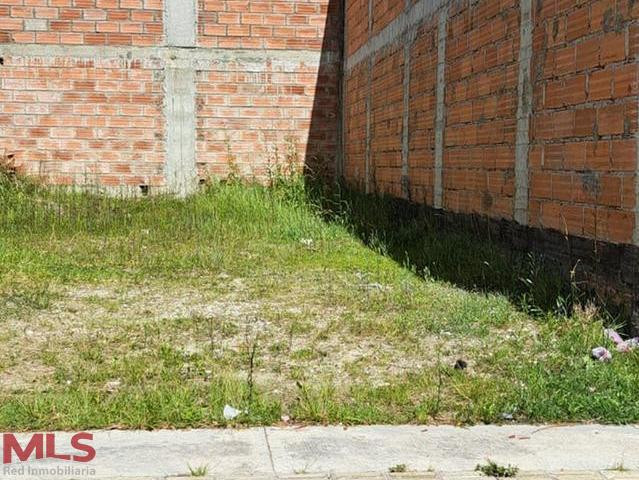 Lote para casa en excelente parcelación rionegro - san antonio de pereira