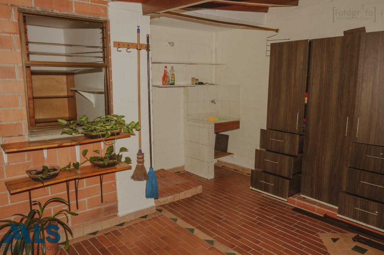 Apartamento con excelente ubicación medellin - conquistadores