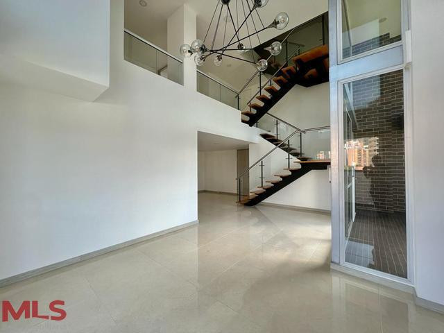 ESPECTAULAR PENTHOUSE TRIPLEX CON TERRAZA Y JACUZZI envigado - bosques de zuniga