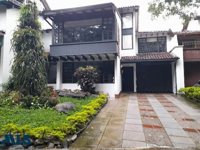 Casa a la venta en Envigado, Sector Villagrande envigado - villagrande