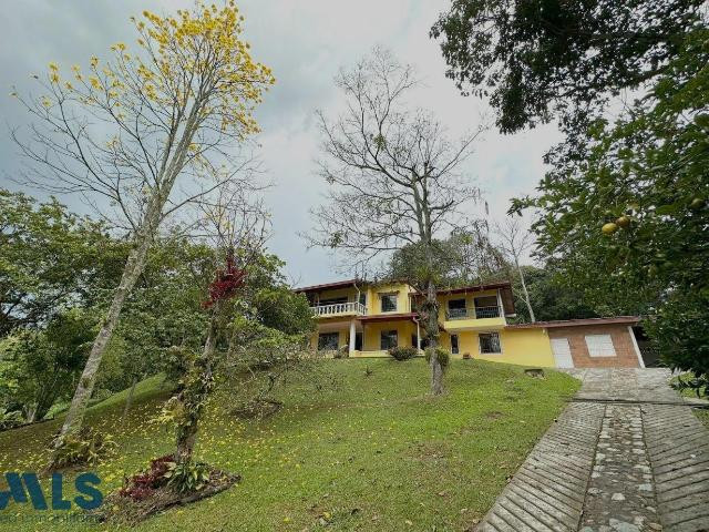 Hermosa casa finca en amaga amaga - camilo c