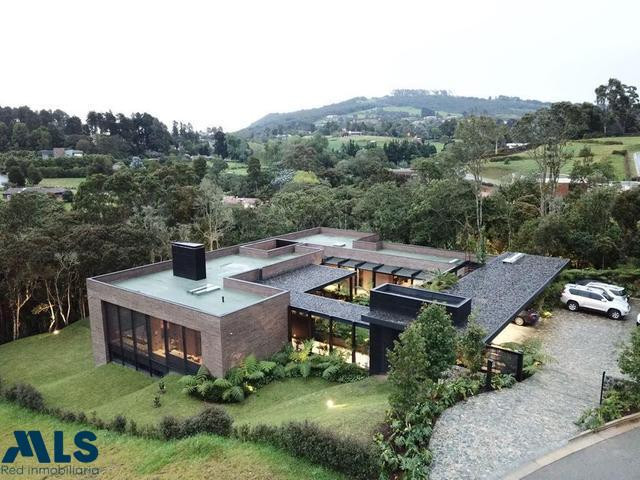 Casa en urbanización en el alto de las palmas envigado - alto de las palmas