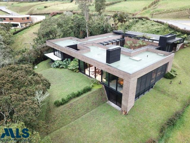 Casa en urbanización en el alto de las palmas envigado - alto de las palmas