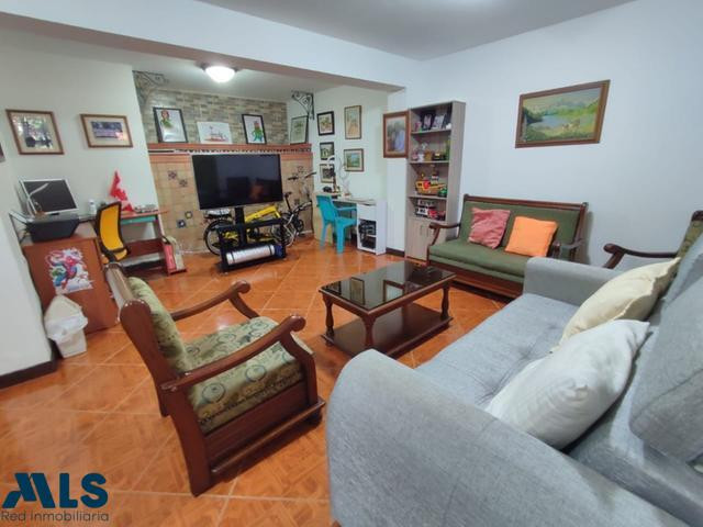 Venta Casa sector LOMA DE LOS BERNAL medellin - loma de los bernal