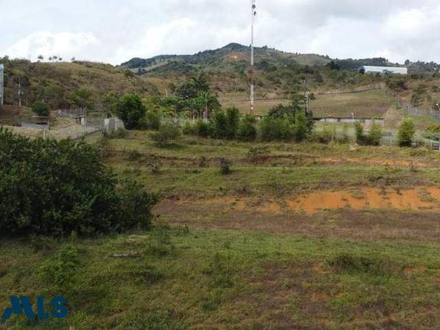 Venta de lote industrial copacabana - v el convento