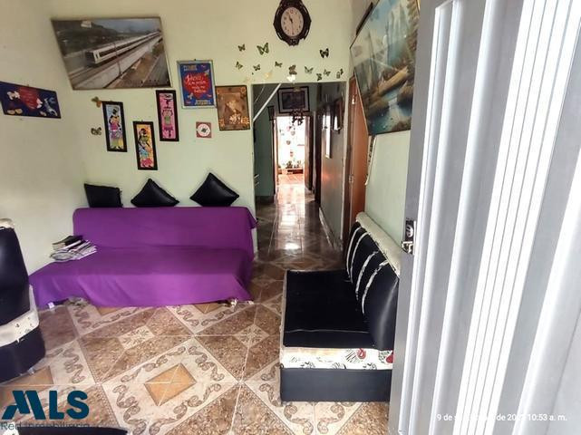 CASA EN CIUDAD BOLIVAR / ANTIOQUIA ciudad-bolivar - vereda farallones