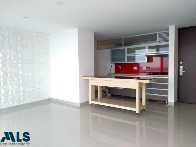 Apartamento en venta, sector Aves María. Piso 23 sabaneta - aves marias