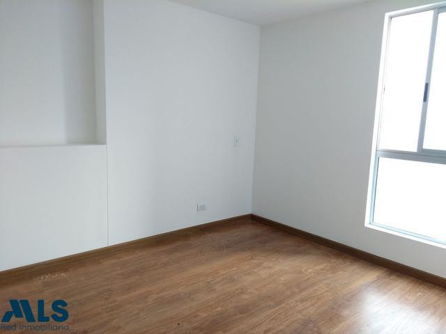 Apartamento en venta, sector Aves María. Piso 23 sabaneta - aves marias