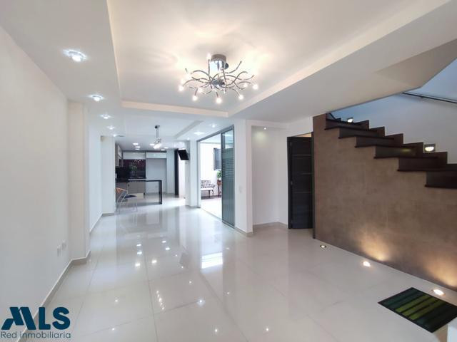 HERMOSA CASA EN VENTA EN PINARES pereira - pinares