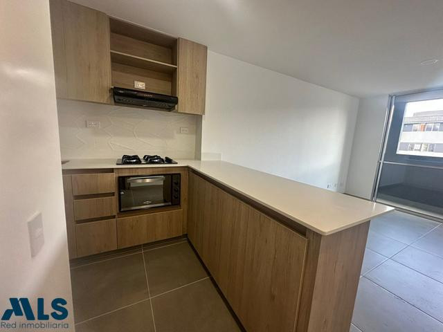 Espectacular aparta estudio con alta valorización. medellin - guayabal