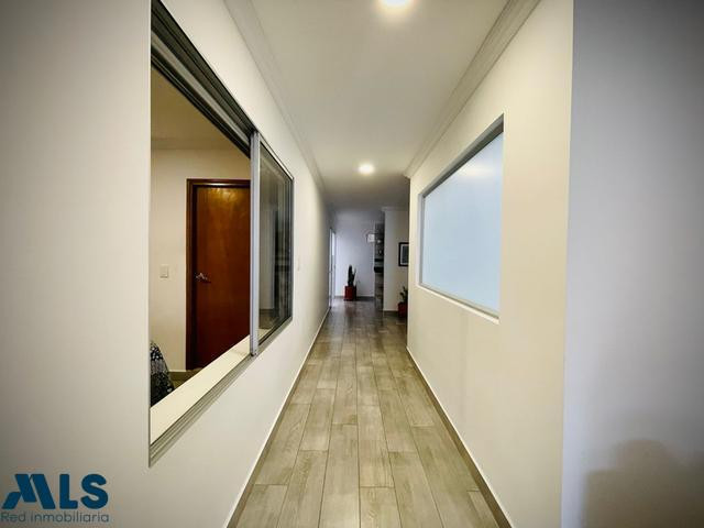 Apartamento remodelado para la venta envigado - san marcos