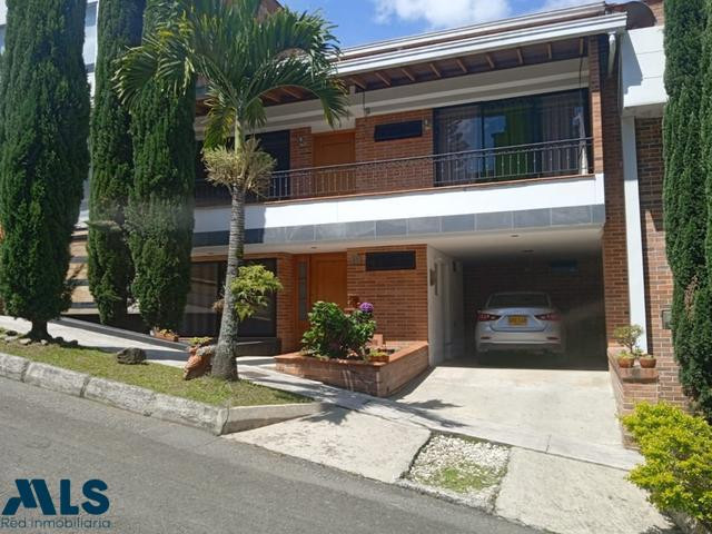 Casa en condominio en sabaneta sabaneta - la doctora