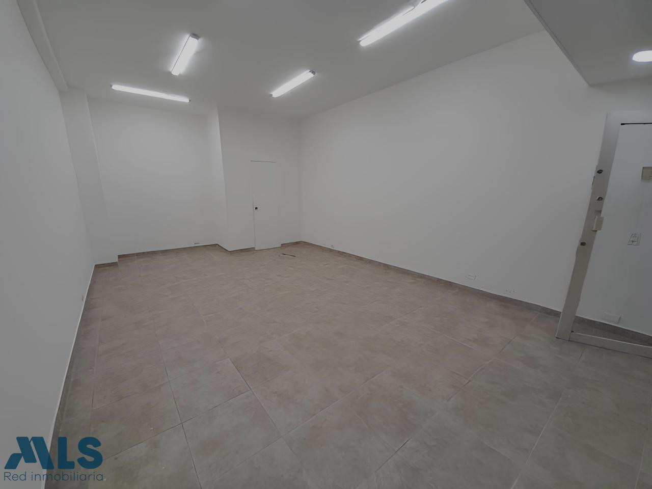 En venta local comercial en unión plaza medellin - la candelaria