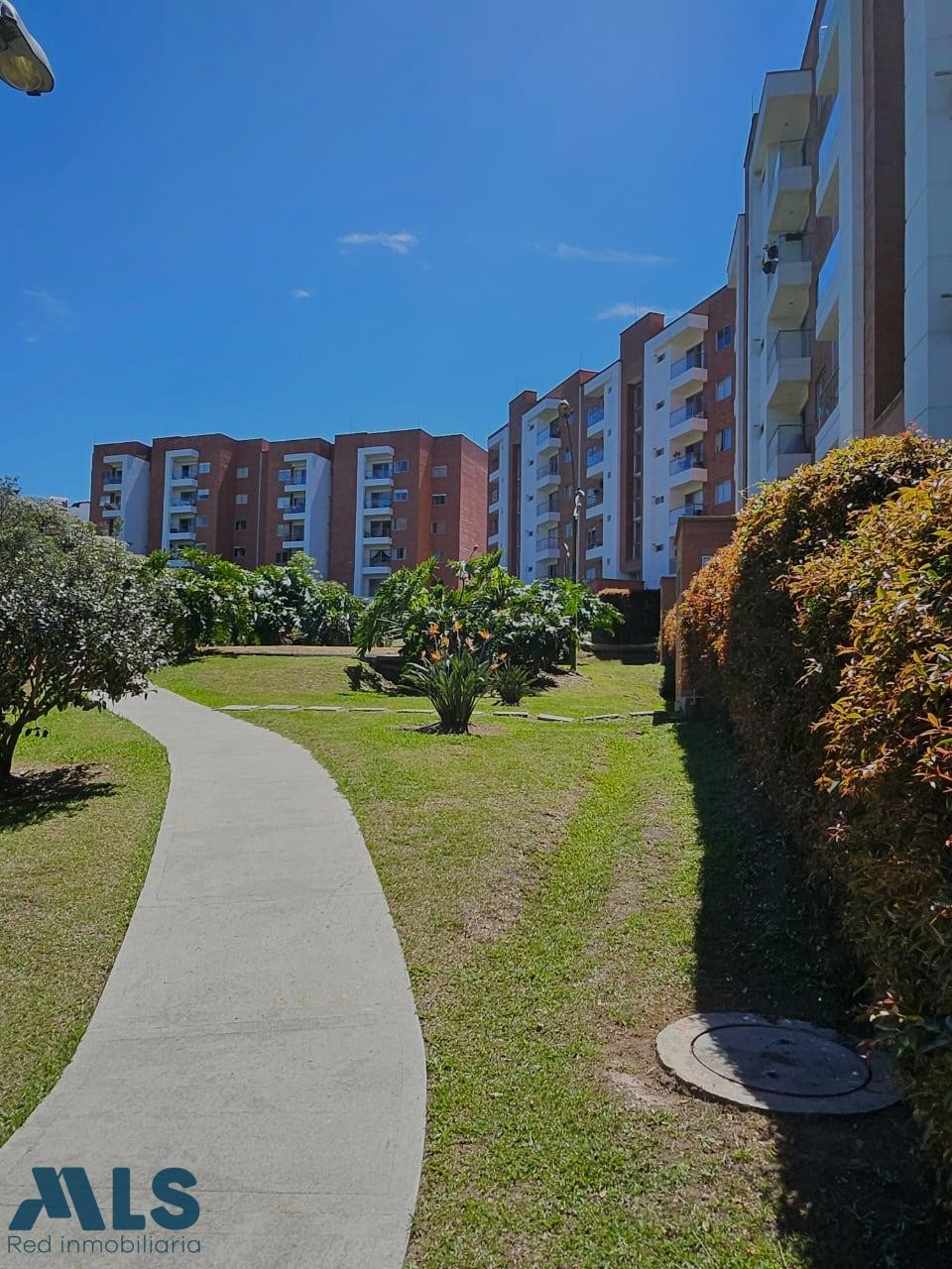 Apartamento en San Antonio de Pereira en Urbanización rionegro - san antonio de pereira