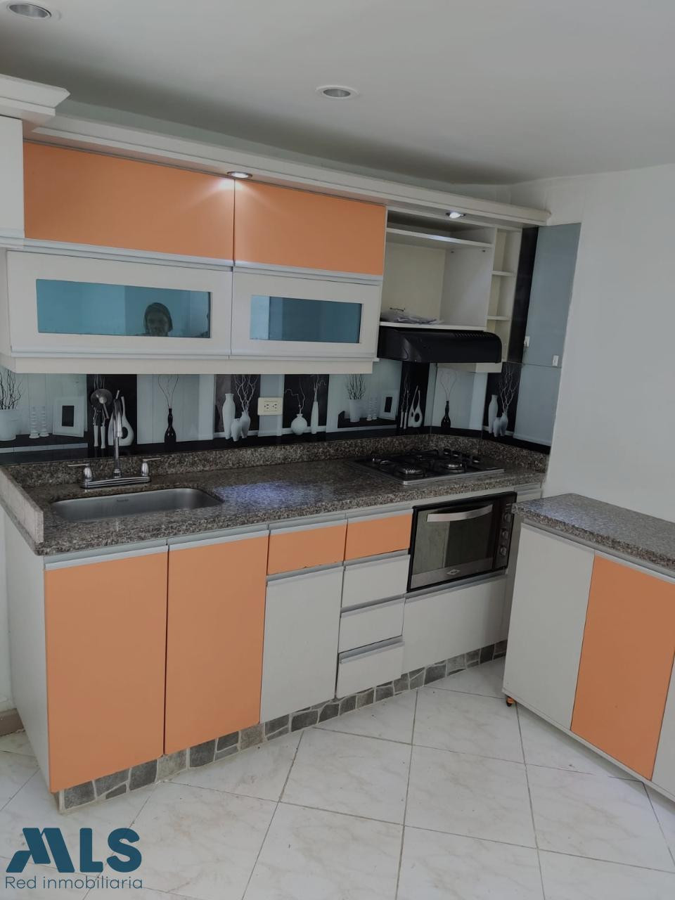 Casa en venta en unidad cerrada en niquia en zona tranquila bello - niquia