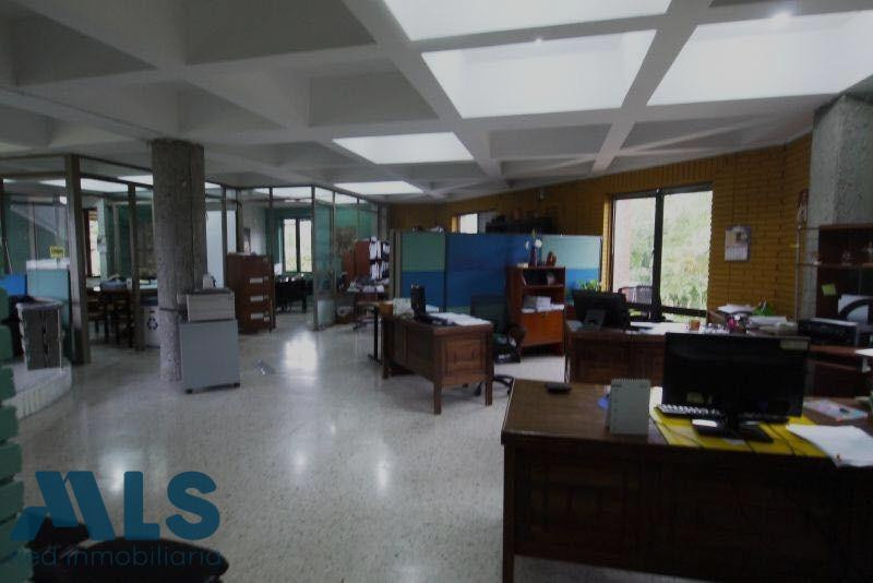 LOCAL COMERCIAL EN VENTA PLAZA DE MERCADO MERCASA pereira - avenida sur